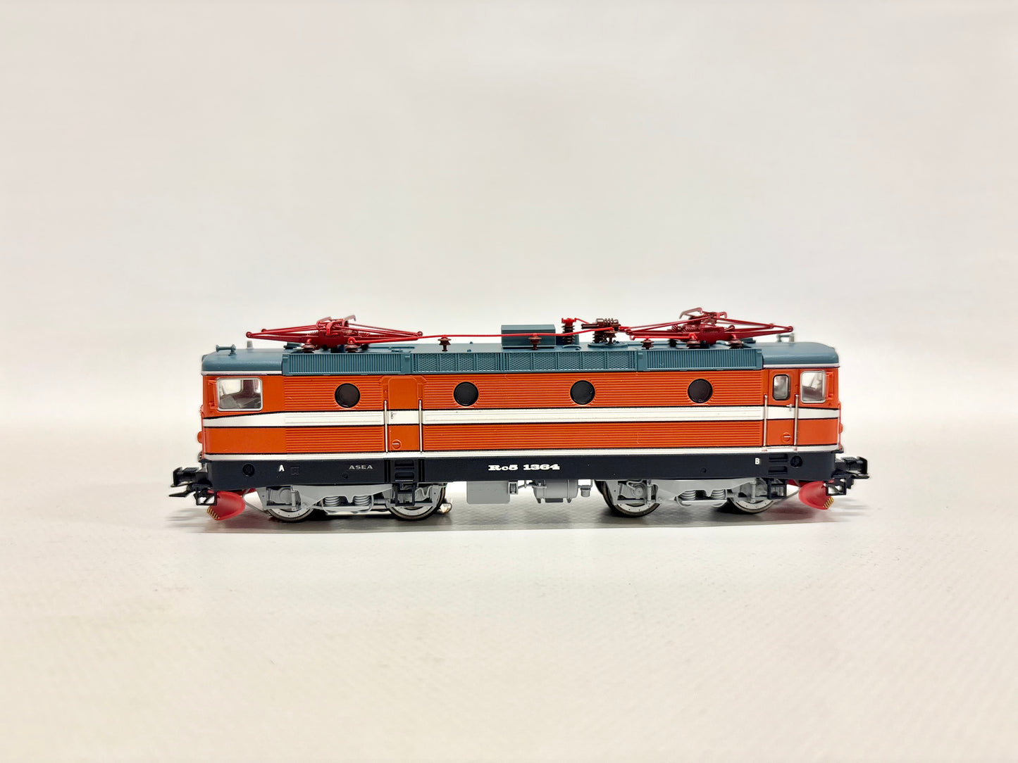 Märklin 39281 Mfx-Digital + Sound E-Lok Rc5 1364 SJ AC H0