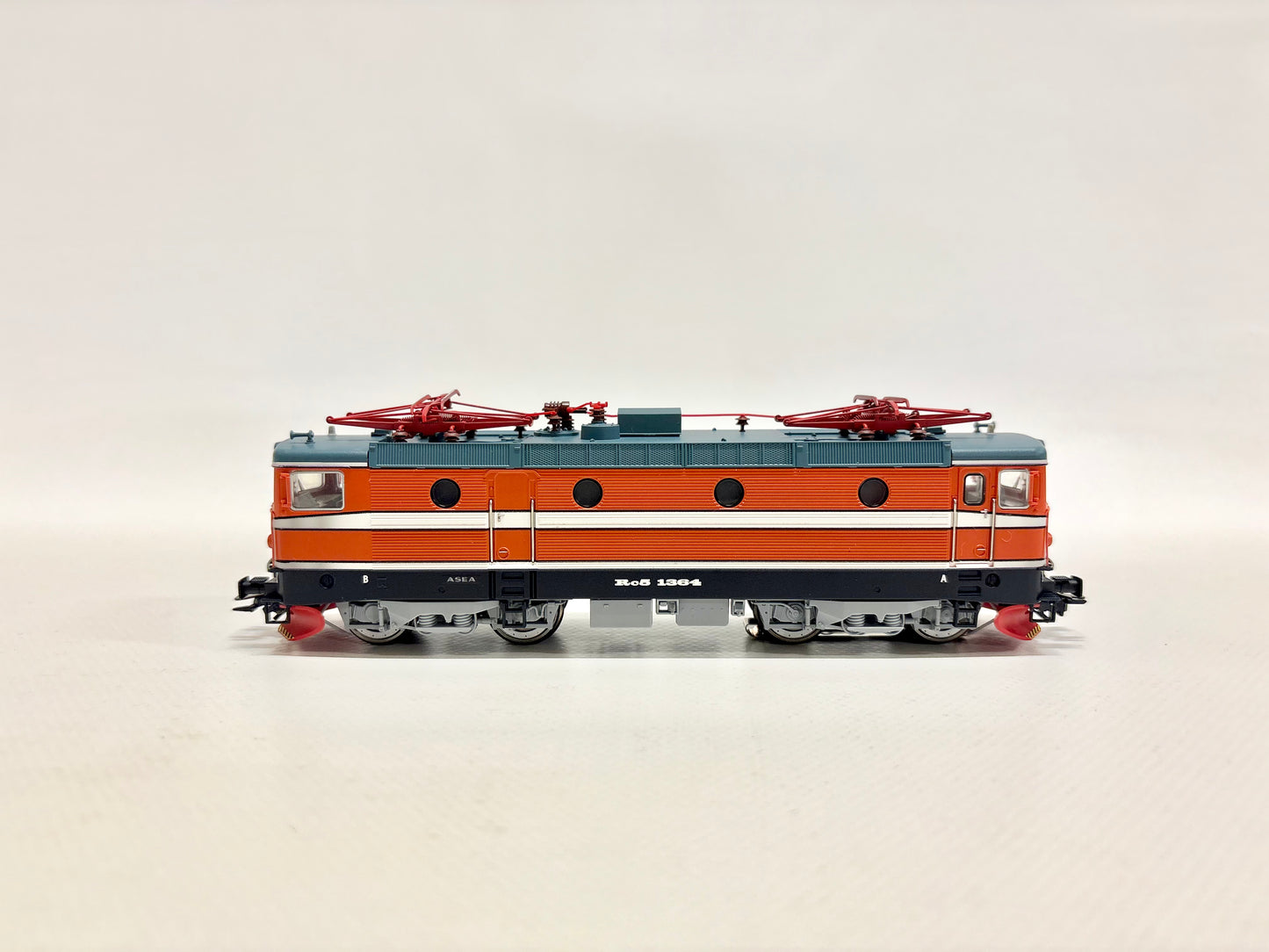 Märklin 39281 Mfx-Digital + Sound E-Lok Rc5 1364 SJ AC H0
