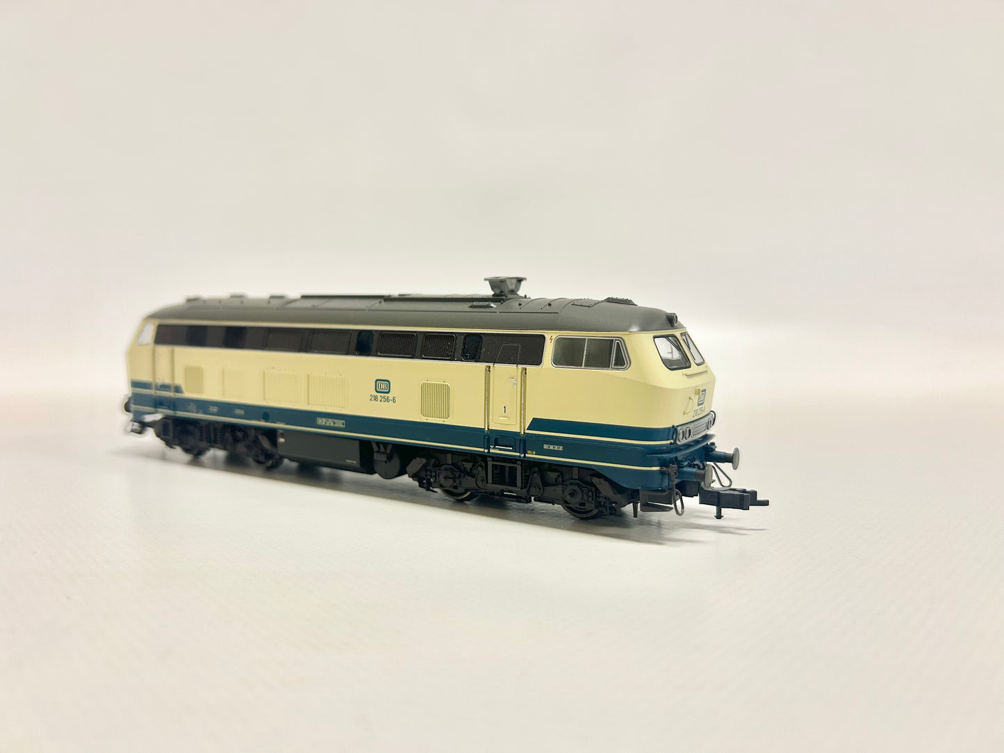 Trix 22221 DSS Diesellok Br 218 DB DC H0