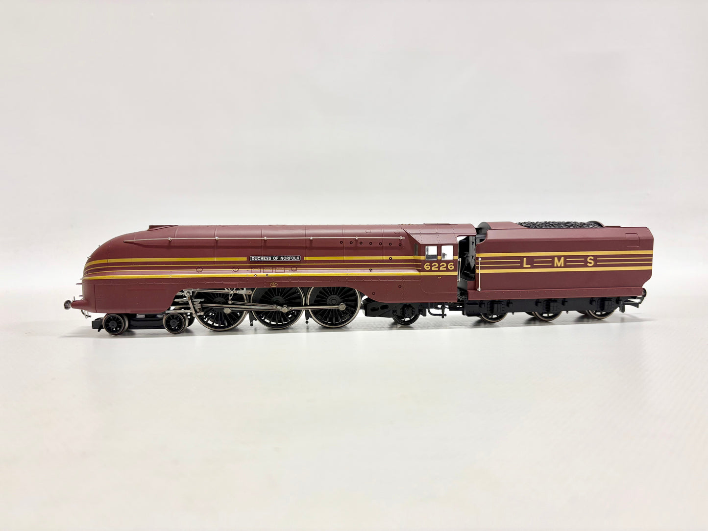 Hornby R2531 Dampflok Coronation Class Locomotive "Duchess of Norfolk" DC H0