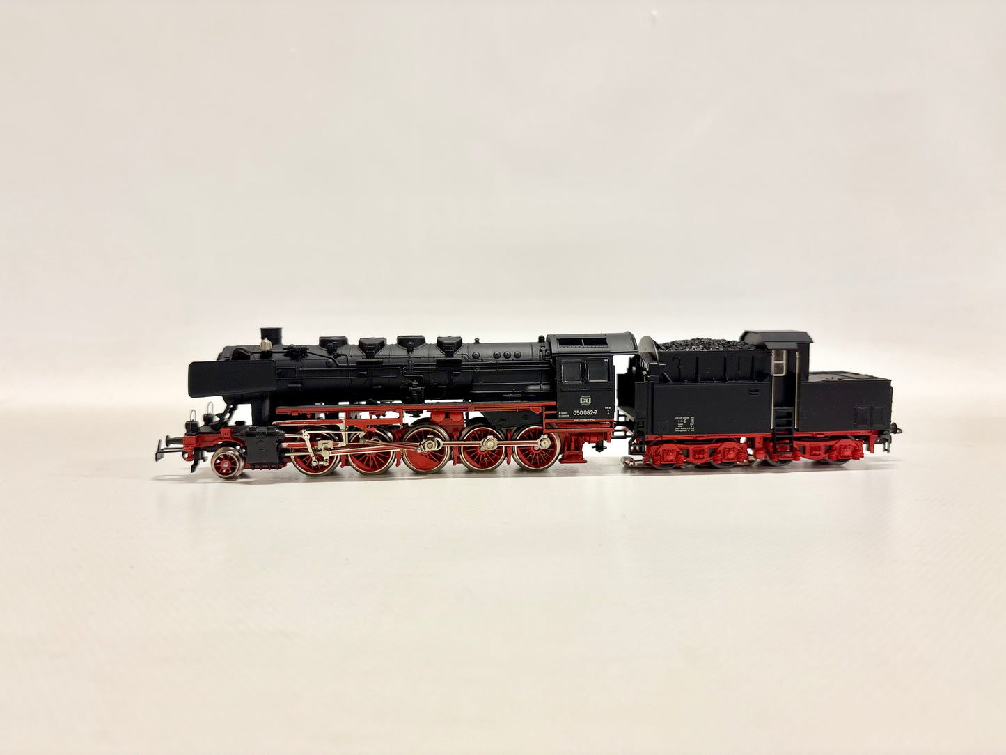 Märklin 3084 Dampflok Br 050 082-7 DB AC H0