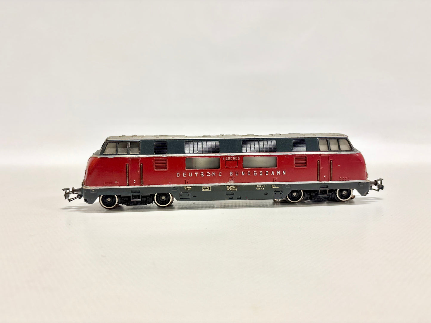 Märklin 3021 Digital-Umbau Diesellok V200 006 DB AC H0