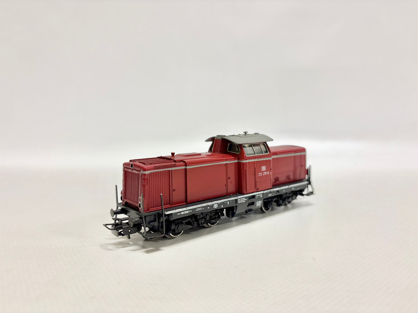 Märklin 3072 Diesellok Br 212 215-8 DB AC H0