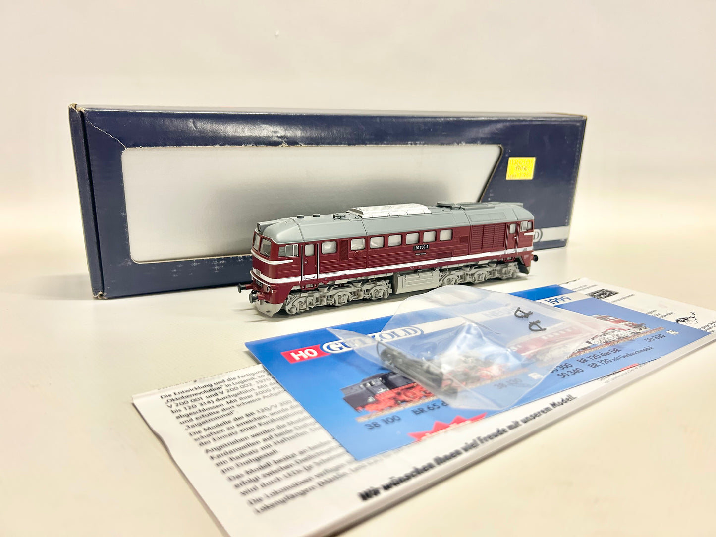 Gützold 50300 Diesellok Br 120 DR DC H0