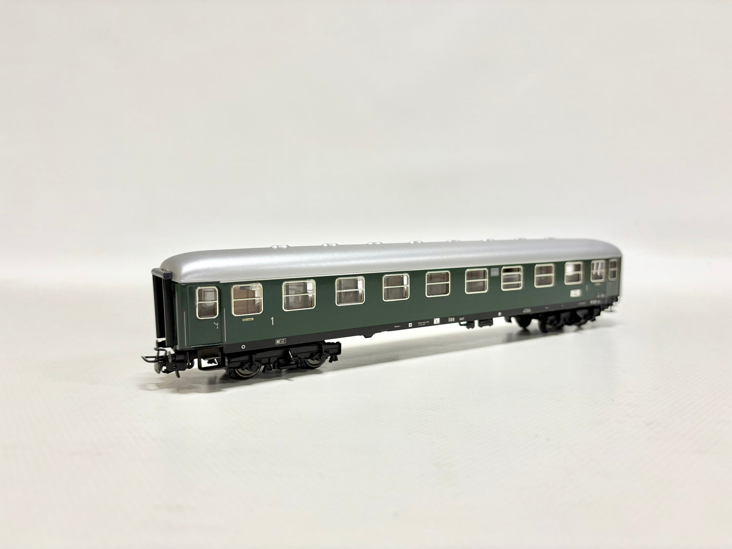 Märklin 00766-05 Personenwagen Schnellzugwagen ÖBB AC H0