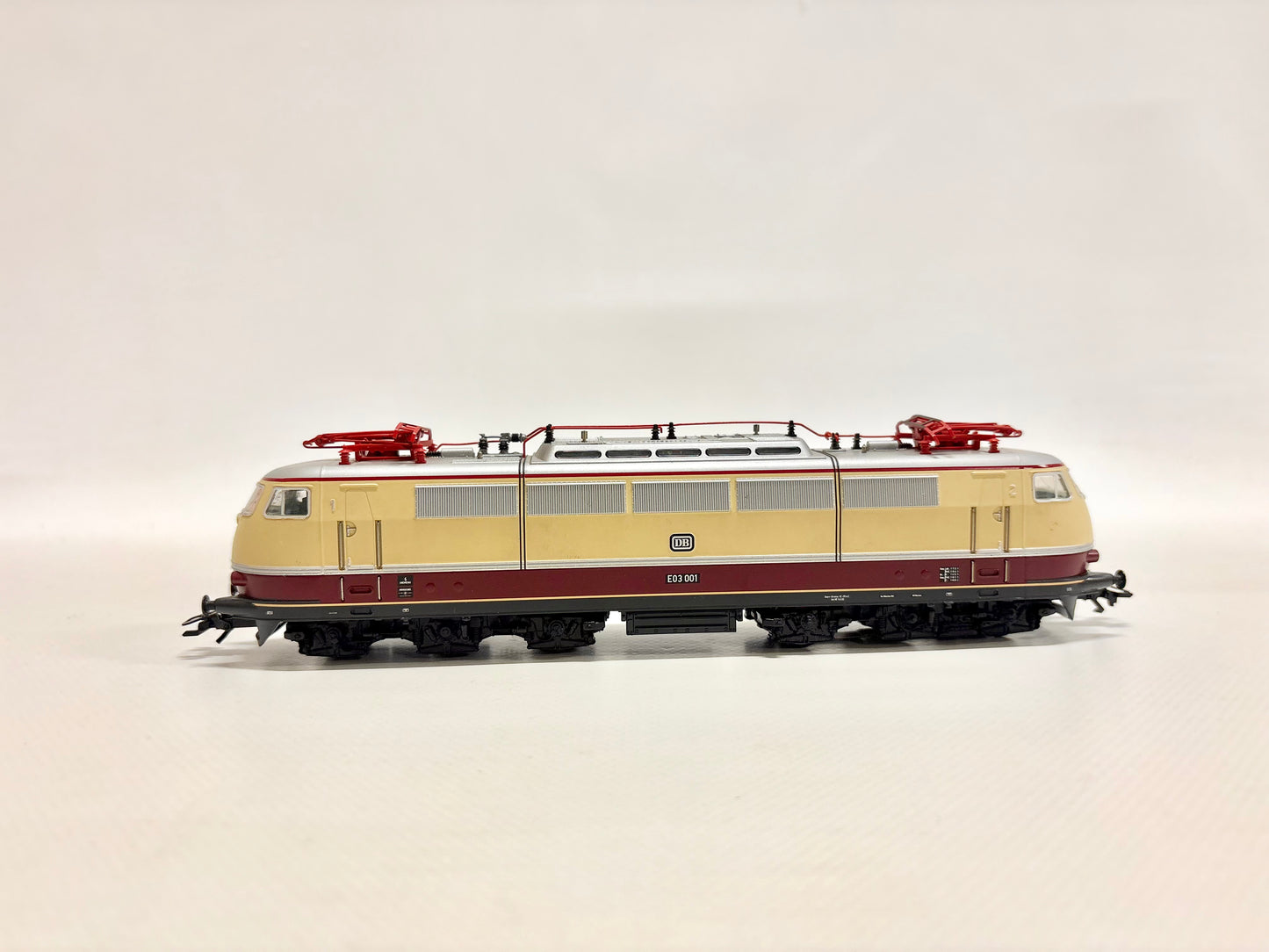 Märklin 37575 Mfx-Digital + Sound E-Lok E03 001 DB AC H0