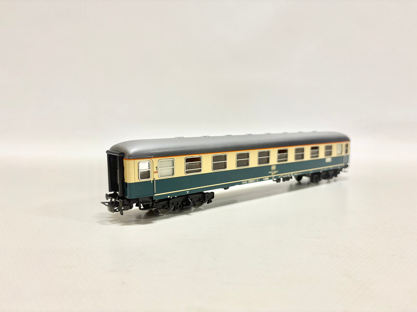 Märklin 4111 Personenwagen Schnellzugwagen DB AC H0
