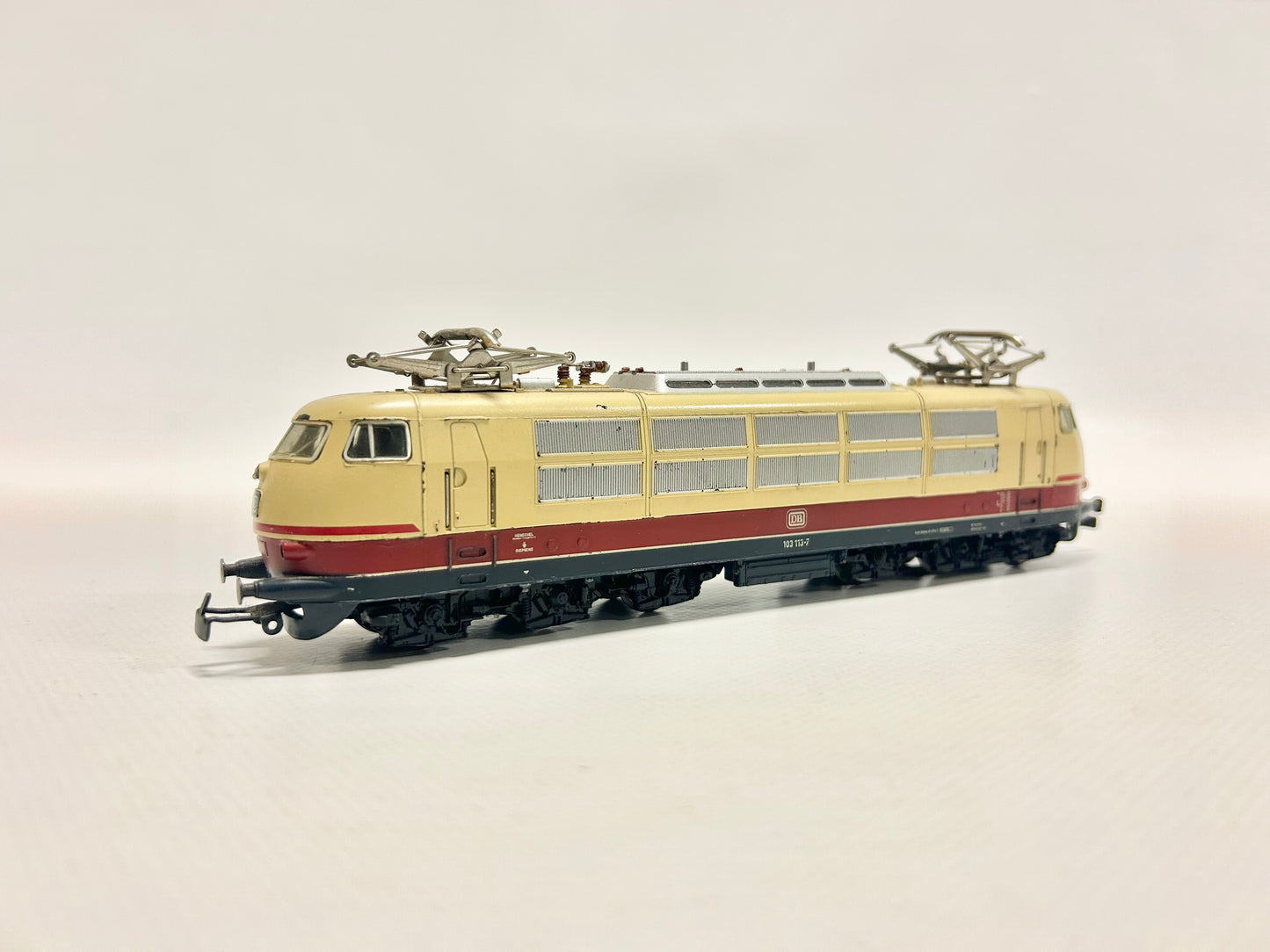 Märklin 3054 E-Lok Br 103 113-7 TEE IC DB AC H0