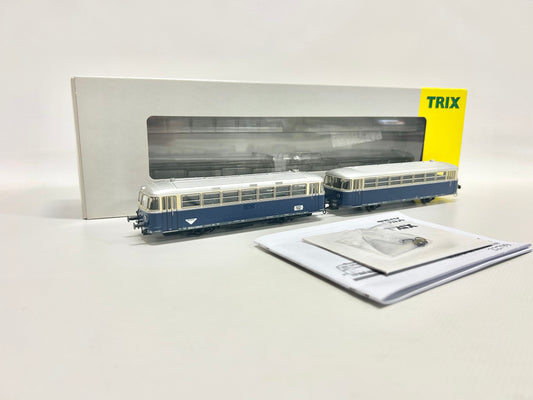 Trix 22799 DCC Digital + Sound Österreichischer Schienenbus Reihe 5081 mit Beiwagen H0