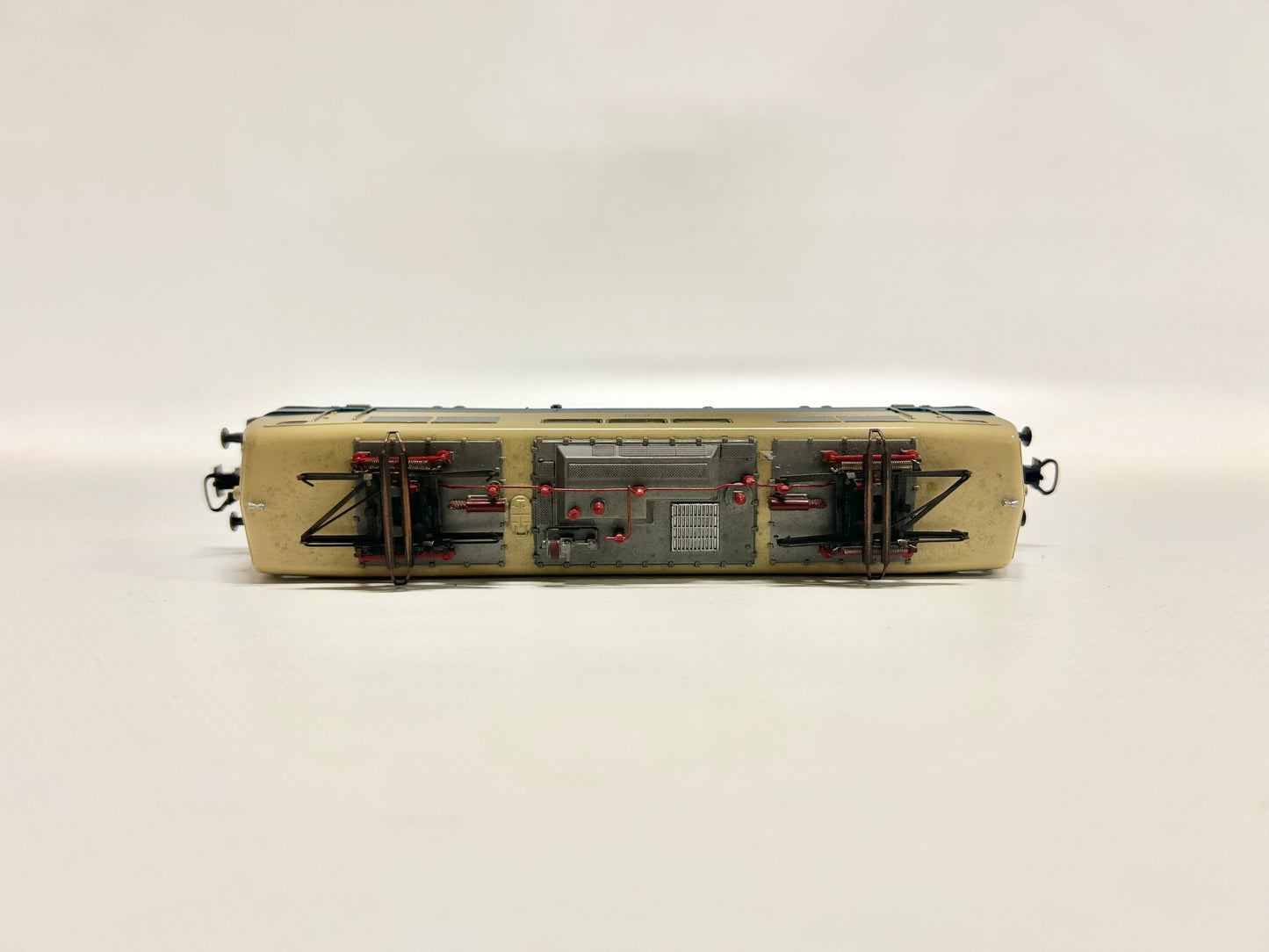 Märklin 3042 E-Lok Br 111 043-6 DB AC H0