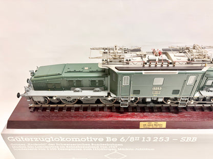 Märklin 5758 E-Lok Be 6/8 13253 Krokodil SBB Spur 1