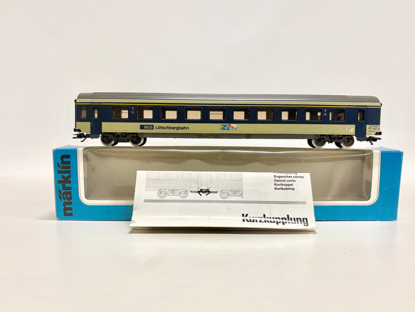 Märklin 4218 SoMo Personenwagen Schnellzugwagen "75 Jahre BLS" BLS AC H0