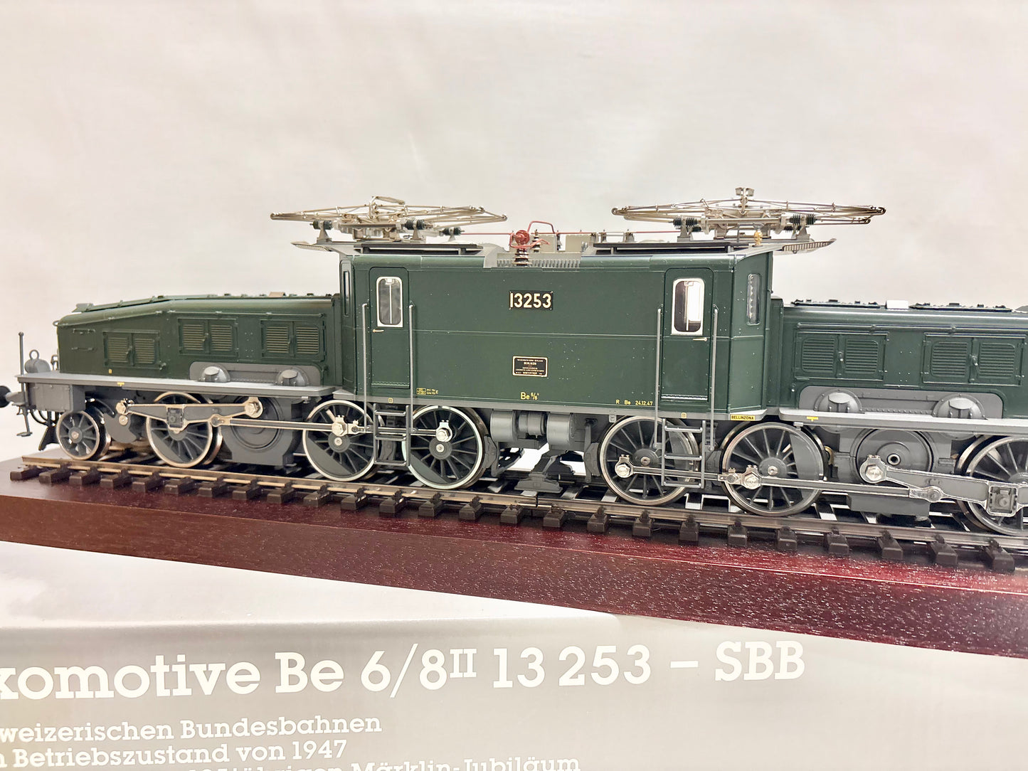 Märklin 5758 E-Lok Be 6/8 13253 Krokodil SBB Spur 1