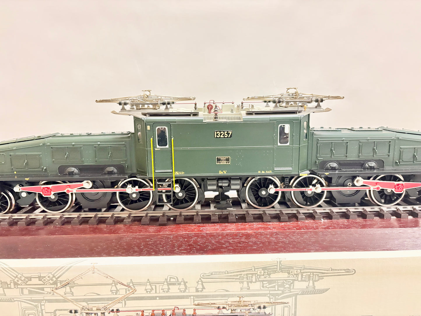 Märklin 5755 E-Lok Be 6/8 13253 Krokodil ÖGEG Spur 1