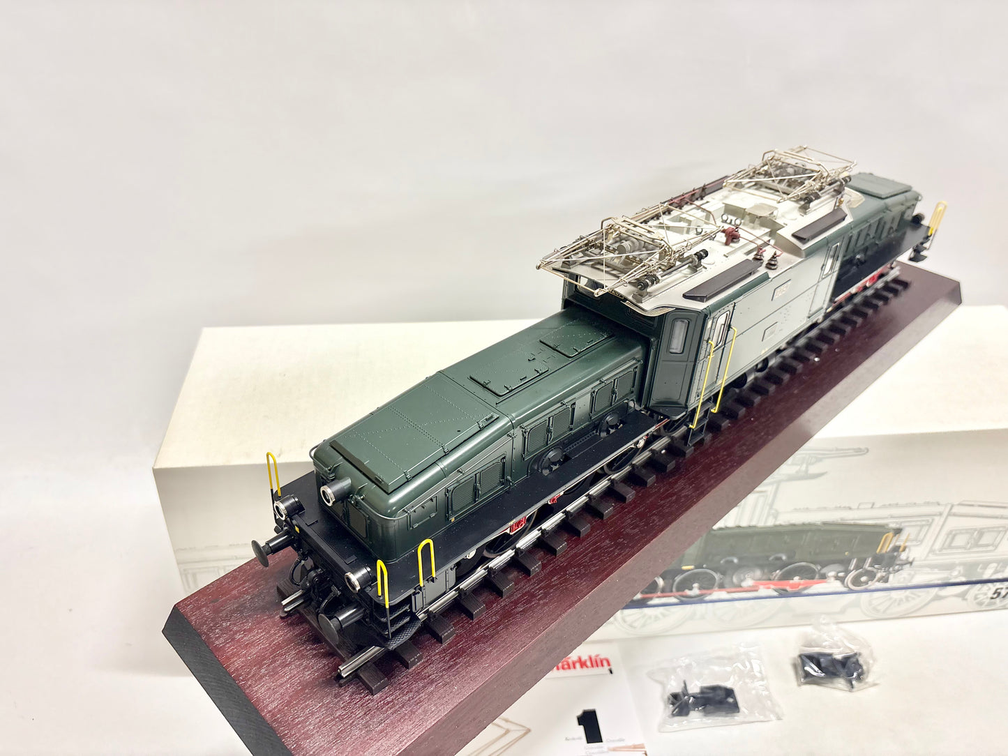 Märklin 5755 E-Lok Be 6/8 13253 Krokodil ÖGEG Spur 1