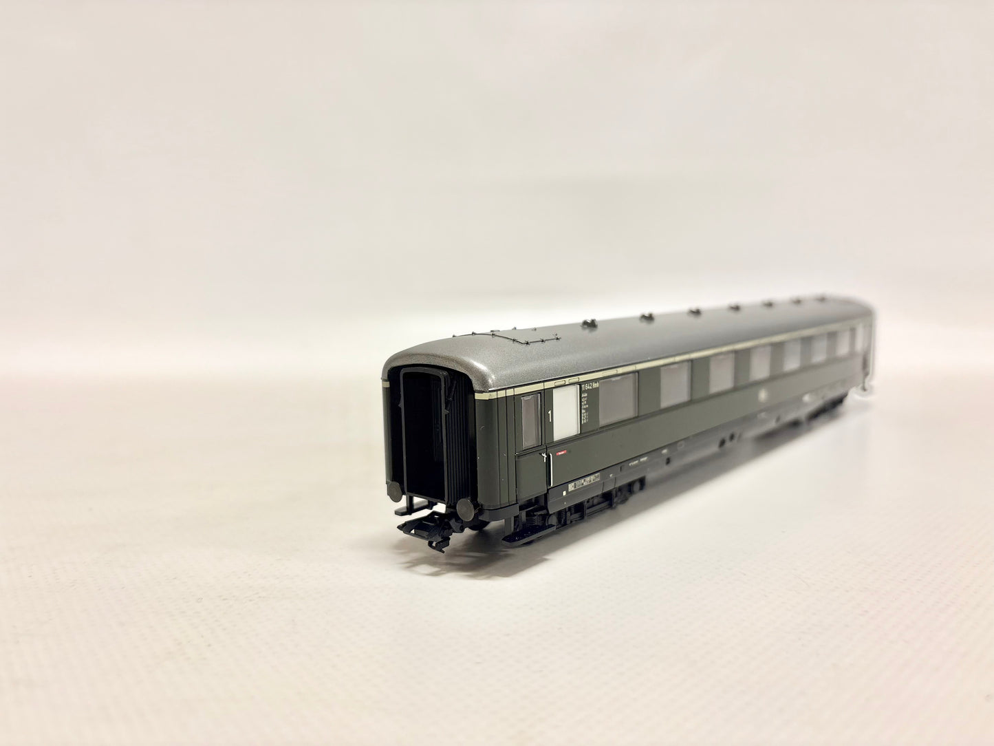 Märklin 43202 Schürzenwagen Schnellzugwagen DB AC H0