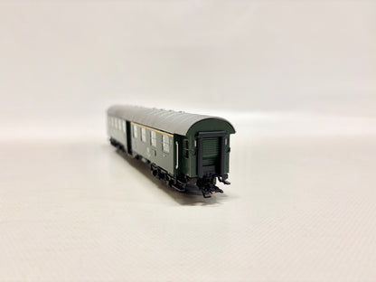 Märklin 4131 Umbauwagen Personenwagen mit Innenbeleuchtung DB AC H0