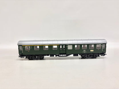 Märklin 4131 Umbauwagen Personenwagen mit Innenbeleuchtung DB AC H0