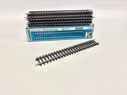 Märklin 2200 K-Gleise 10x gerades Gleisstück AC H0