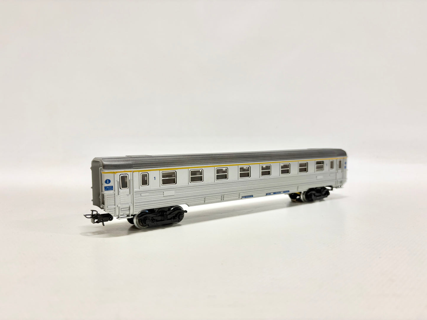 Märklin 4076 Personenwagen Inox-Schnellzugwagen SNCF AC H0