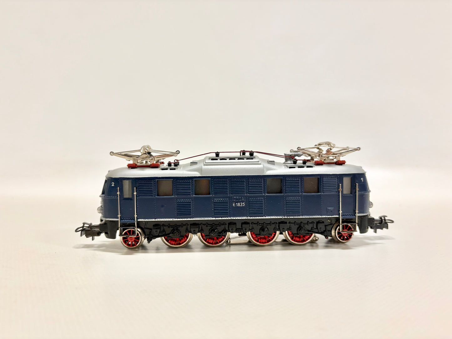 Märklin 3023 E-Lok Br E18 35 DB AC H0