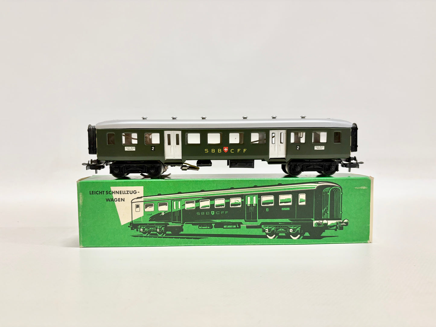 Märklin 4038 Personenwagen Schweizer Leichtschnellzugwagen SBB AC H0