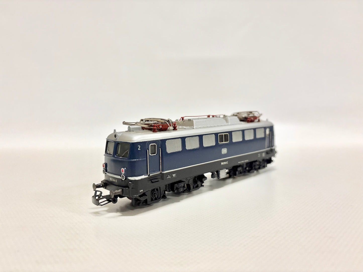 Märklin 3039 E-Lok Br 110 234-2 DB AC H0