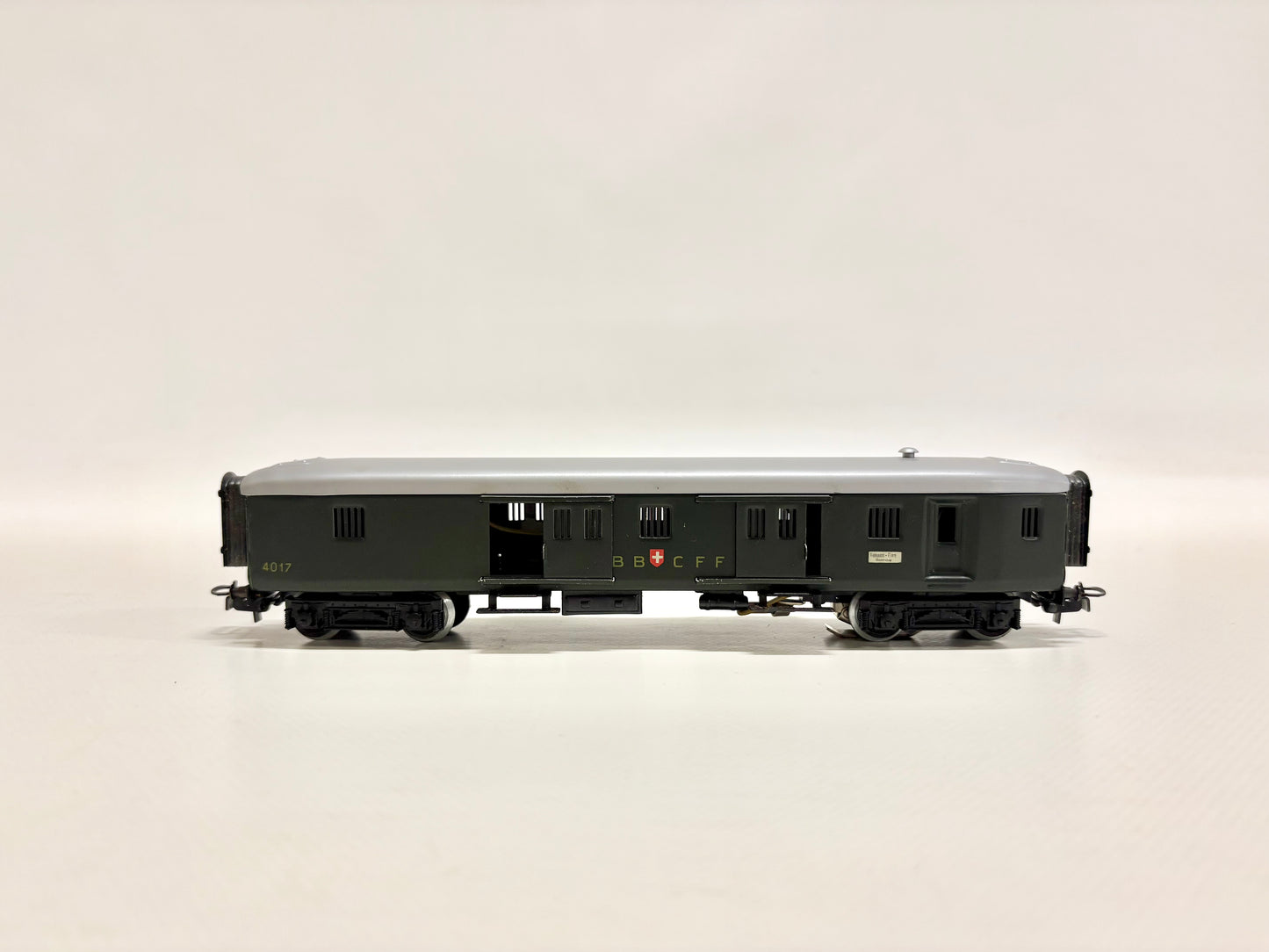 Märklin 4017 Gepäckwagen Leichtschnellzugwagen SBB AC H0