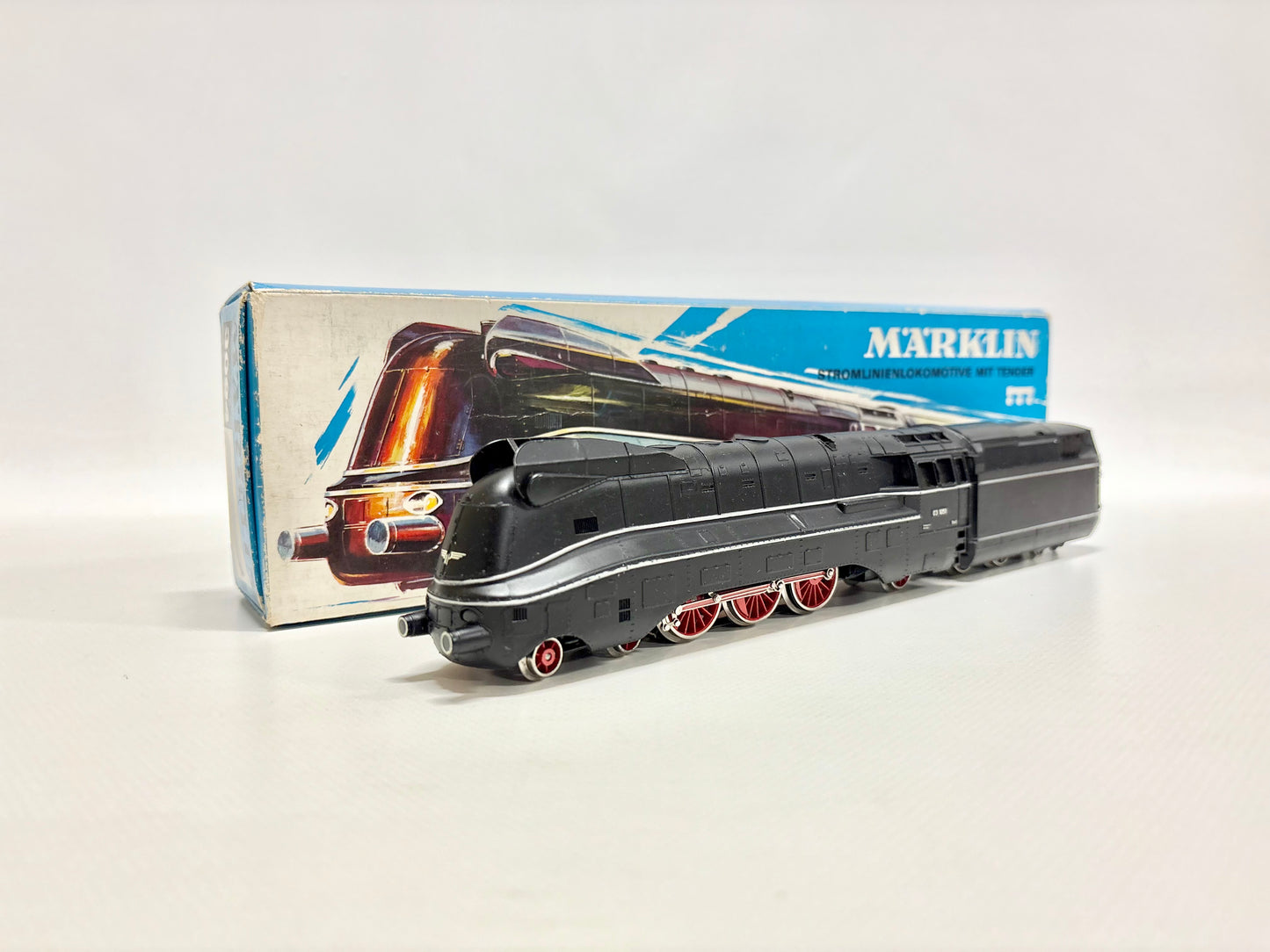 Märklin 3094 Stromliniendampflok Br 03 1051 DR AC H0
