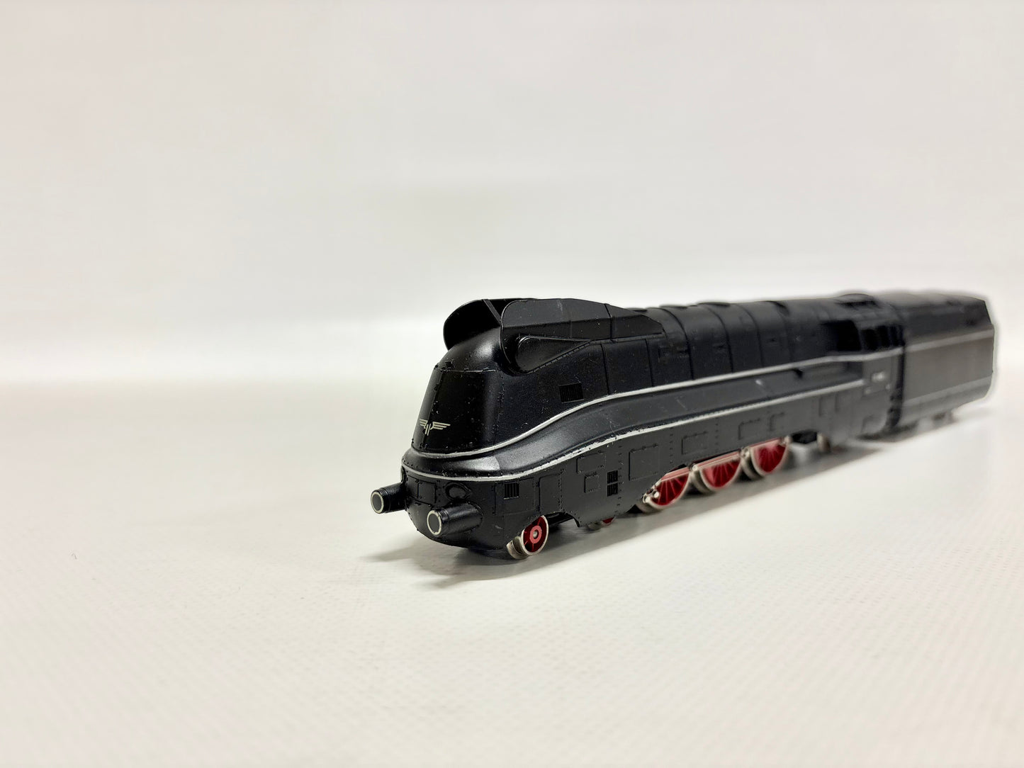 Märklin 3094 Stromliniendampflok Br 03 1051 DR AC H0