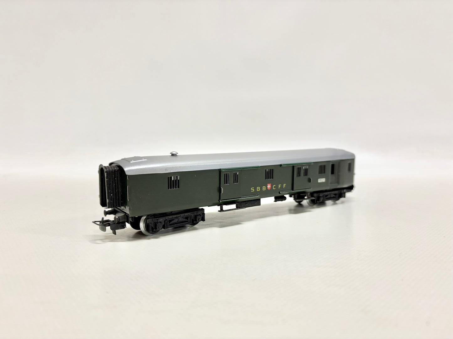Märklin 4017 Gepäckwagen Leichtschnellzugwagen SBB AC H0