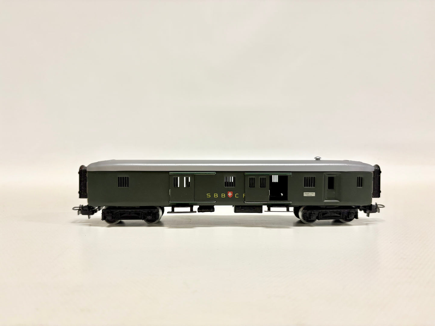 Märklin 4017 Gepäckwagen Leichtschnellzugwagen SBB AC H0