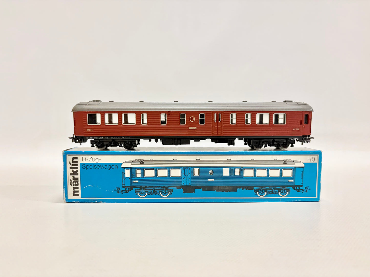 Märklin 4073 Personenwagen Schwedischer Speisewagen SJ AC H0