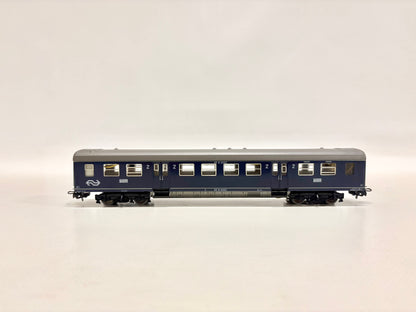 Märklin 4049 Personenwagen Niederländischer Schnellzugwagen mit Innenbeleuchtung NS AC H0