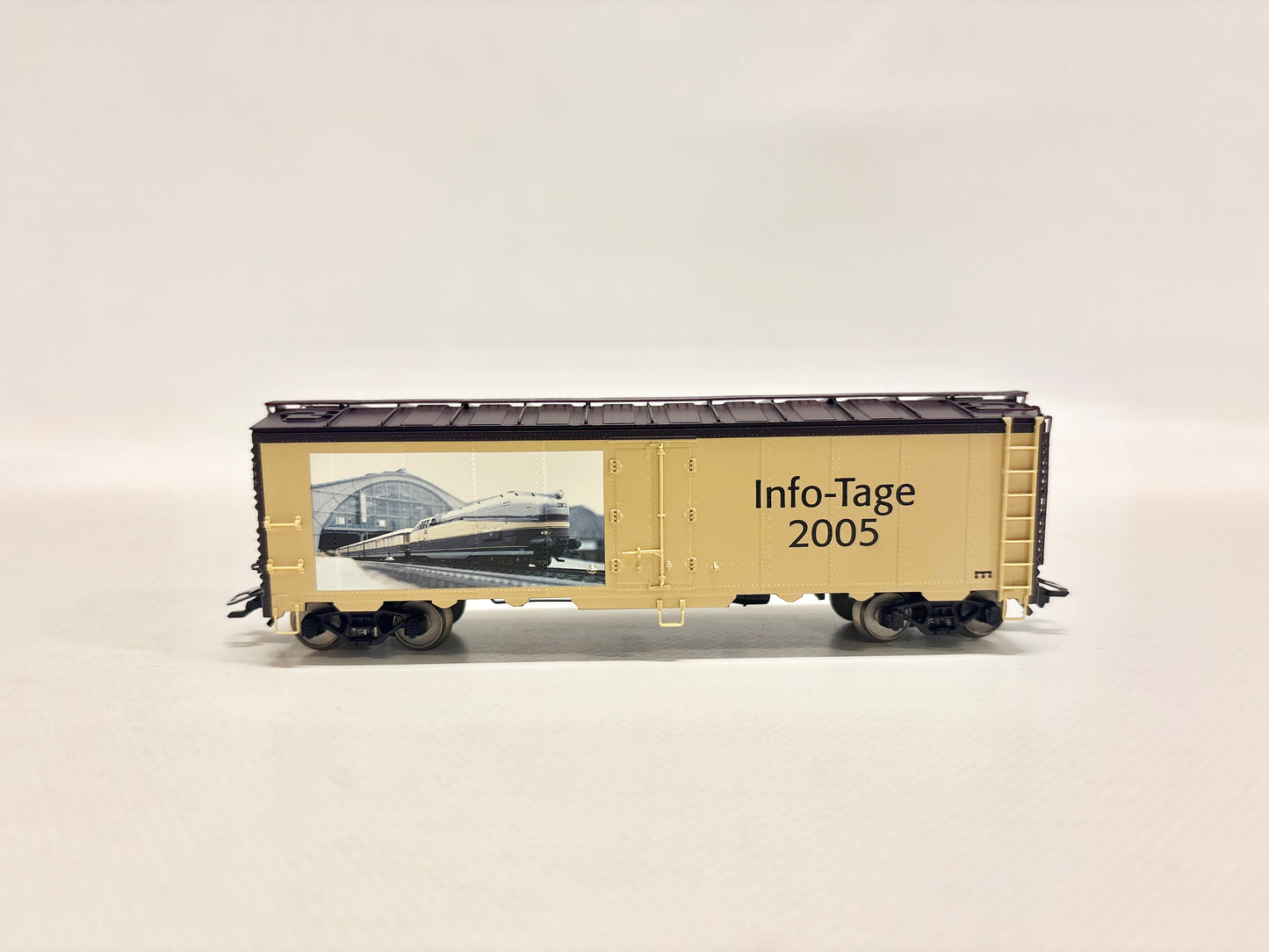 Märklin 45682 USA Box Car Info Tage 2005 Güterwagen AC H0