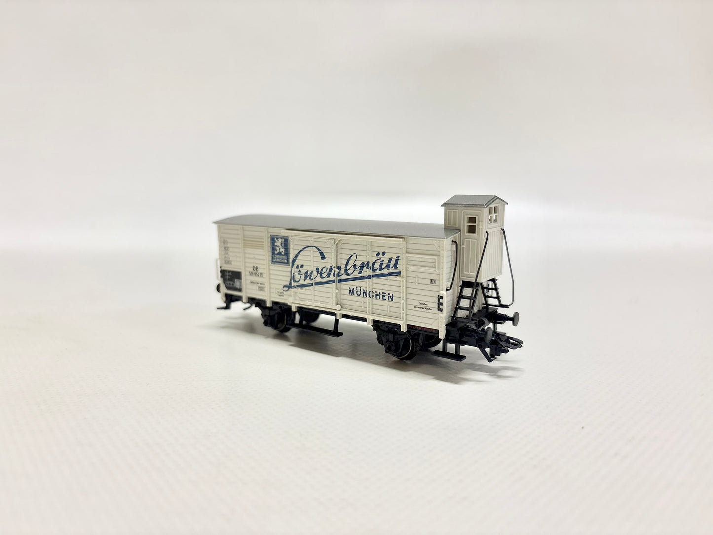 Märklin 48303 Bierwagen Löwenbräu München DB AC H0