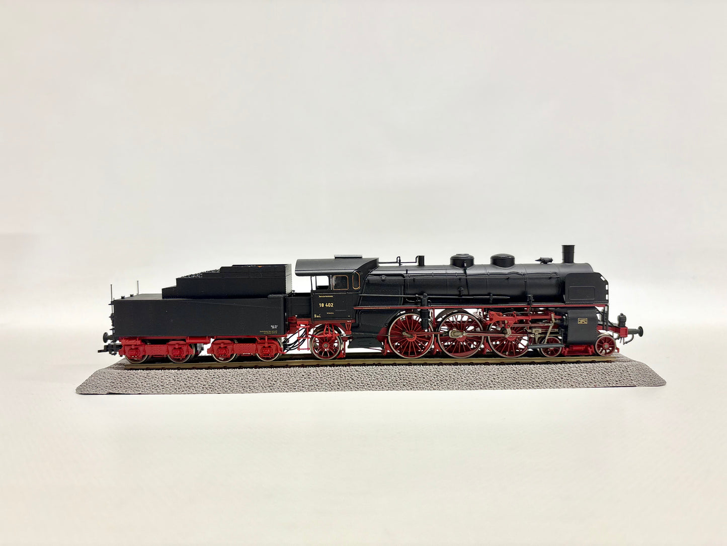 Roco 63361 DSS Dampflok Br 18 402 DRG DC H0