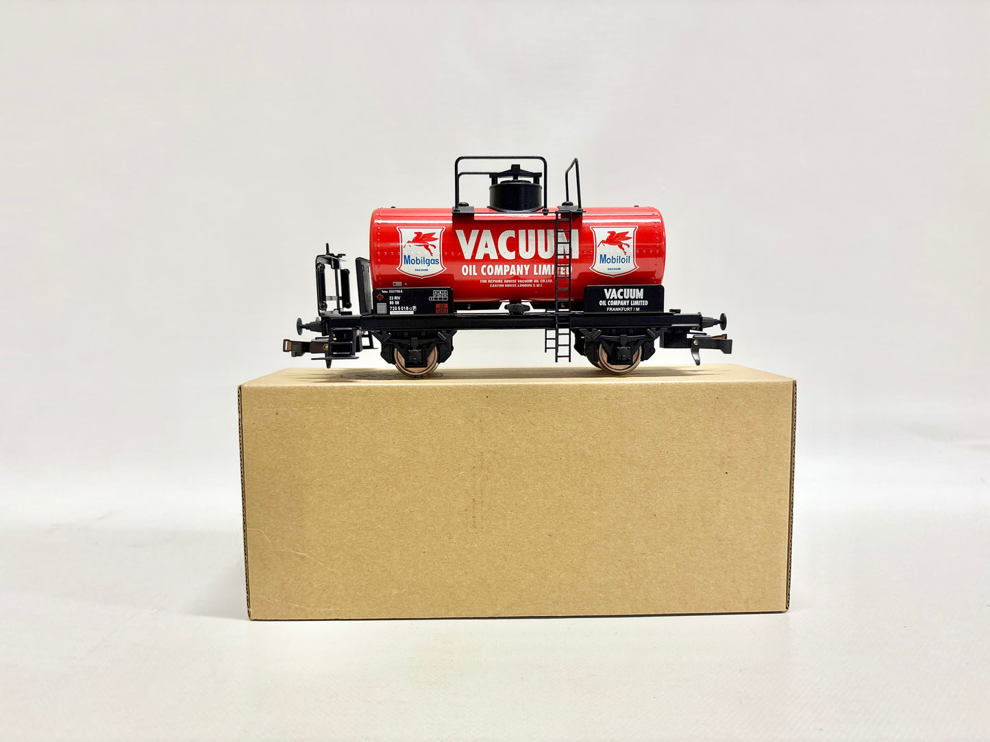 ETS 475 Güterwagen Kesselwagen DR Spur 0