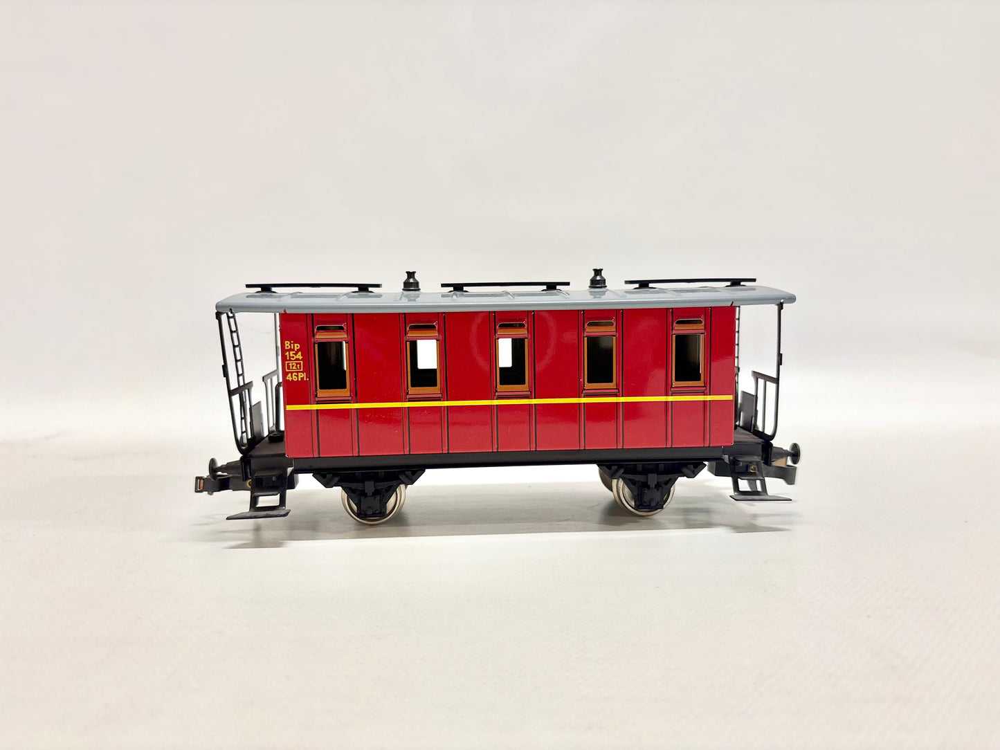 ETS 305 Personenwagen Gepäckwagen CSD Spur 0