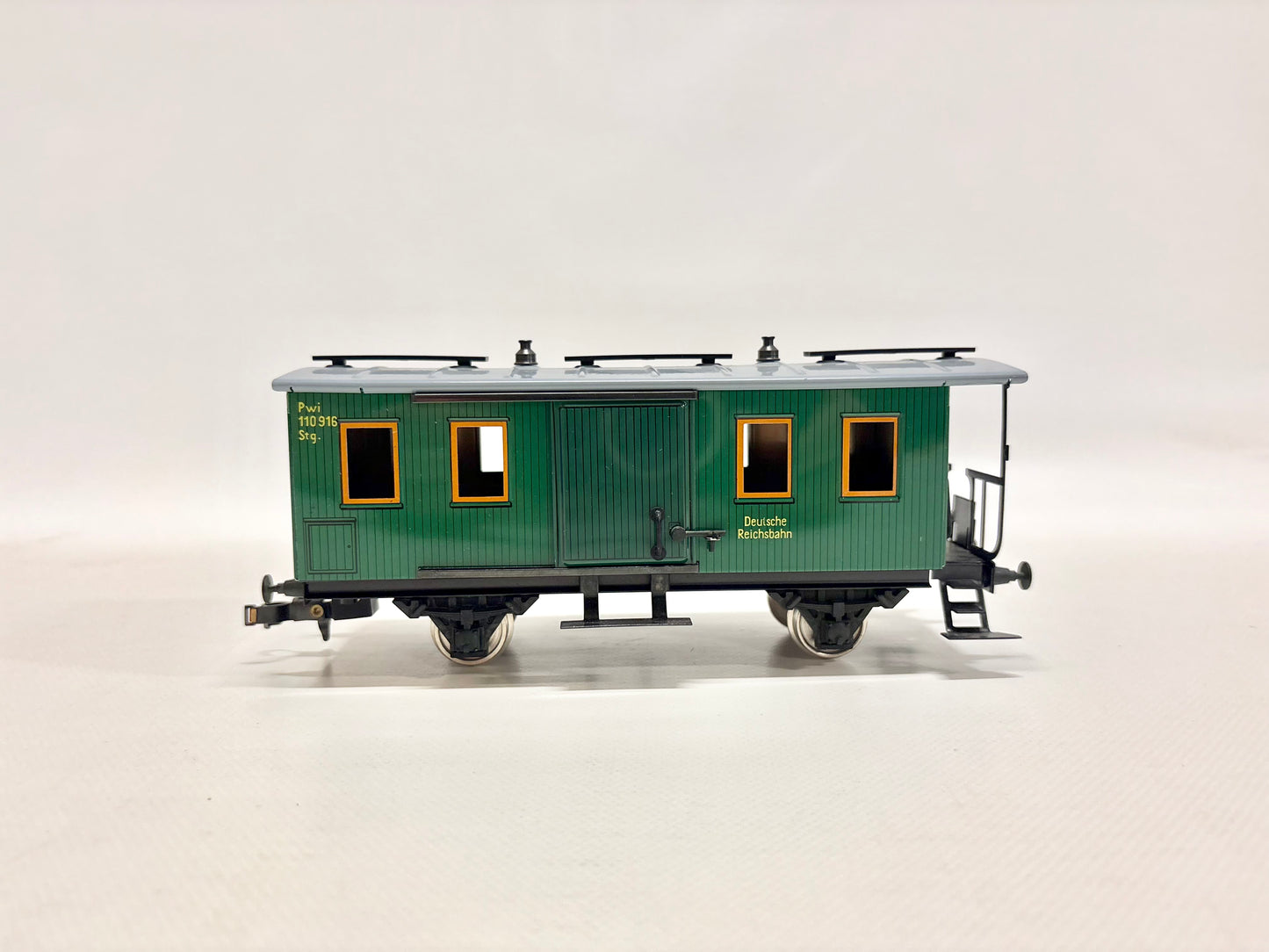 ETS 505 Personenwagen Gepäckwagen DR Spur 0