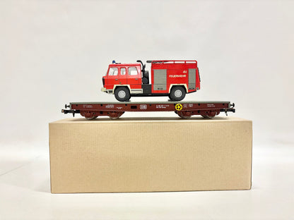 ETS 492 Güterwagen Schwerlastwagen mit Feuerwehrfahrzeug DB Spur 0