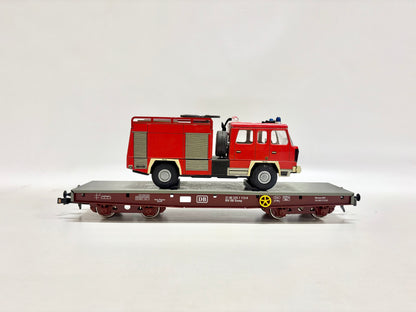 ETS 492 Güterwagen Schwerlastwagen mit Feuerwehrfahrzeug DB Spur 0