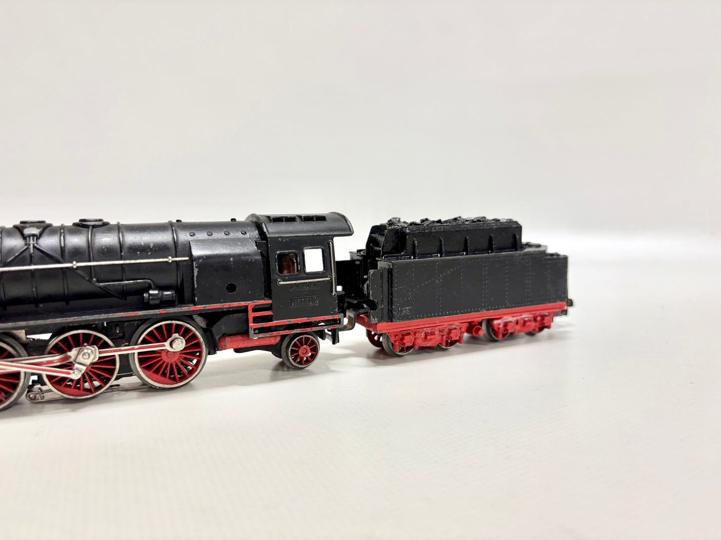 Märklin HR 800 Dampflok Br 01 DB 1950er Jahre AC H0