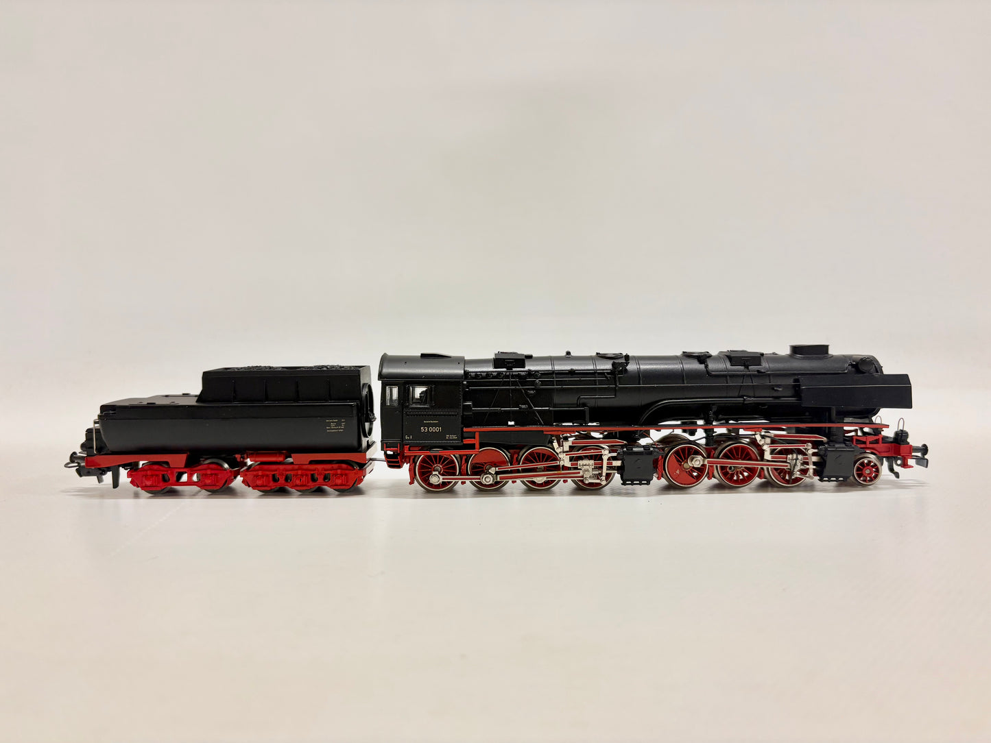 Märklin 3102 Dampflok Br 53 0001 DR AC H0
