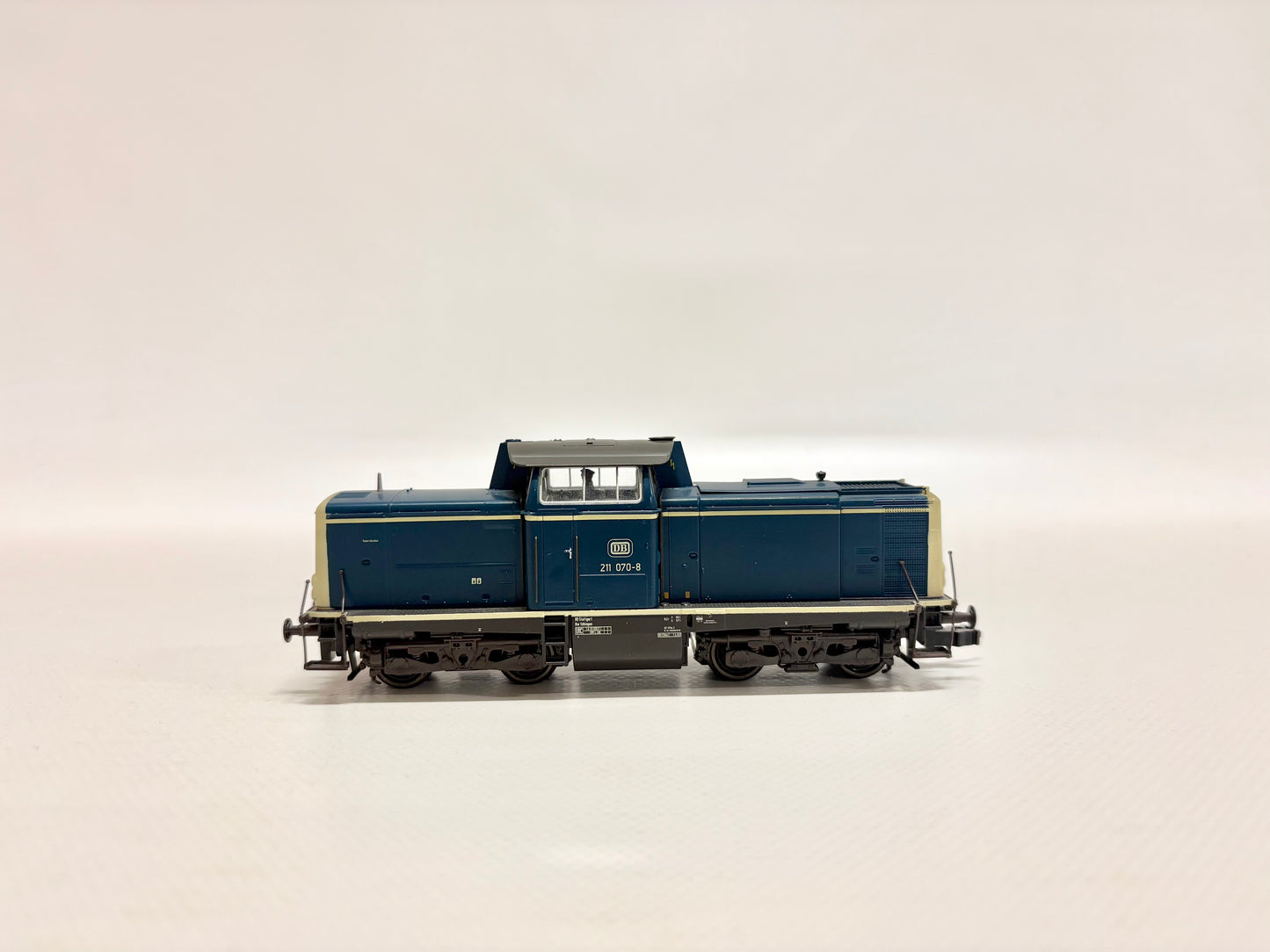Roco 43648 Diesellok Br 211 070-8 DB DC H0