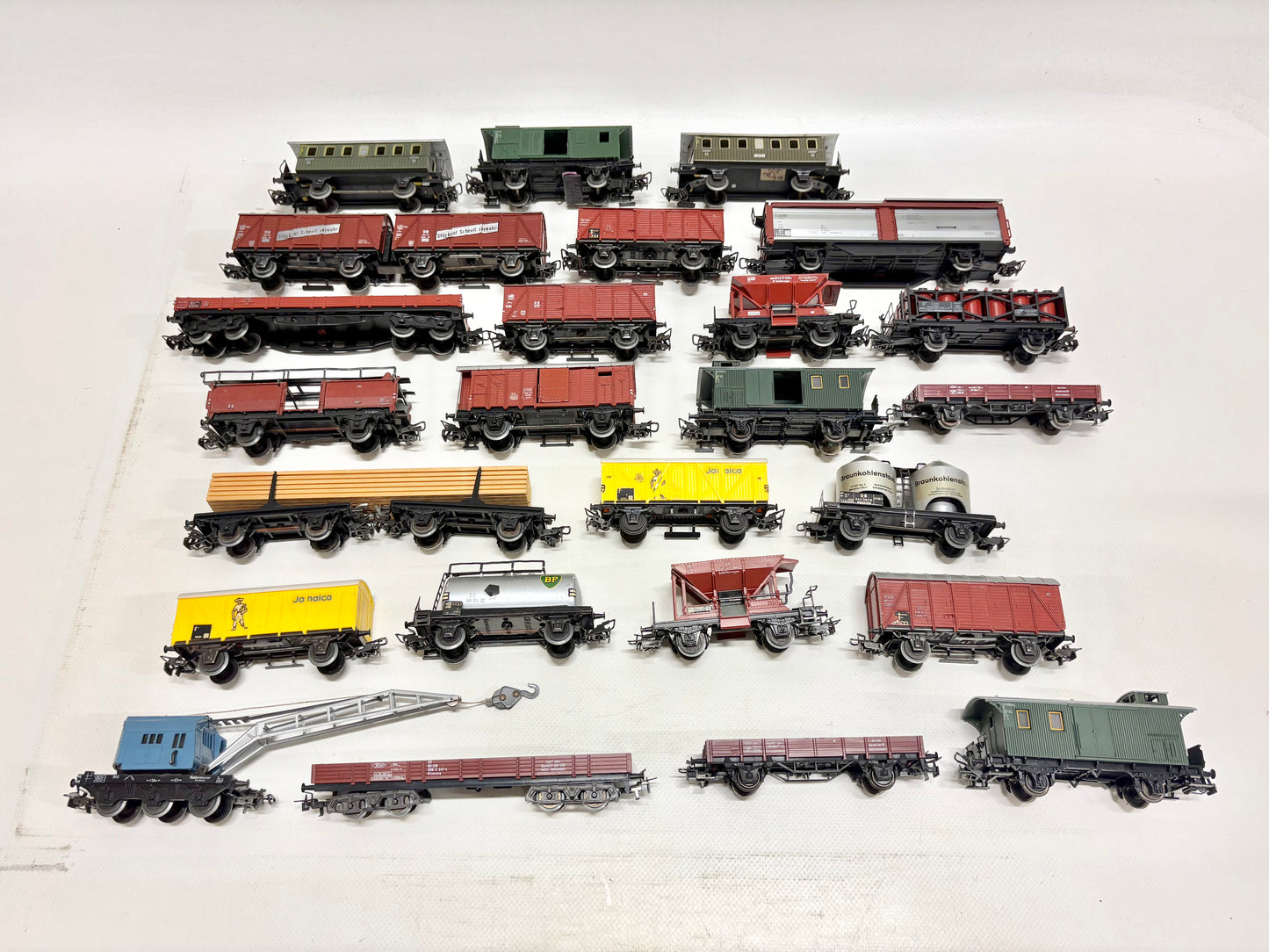 Märklin 25x Güter- & Personenwagen Konvolut AC H0