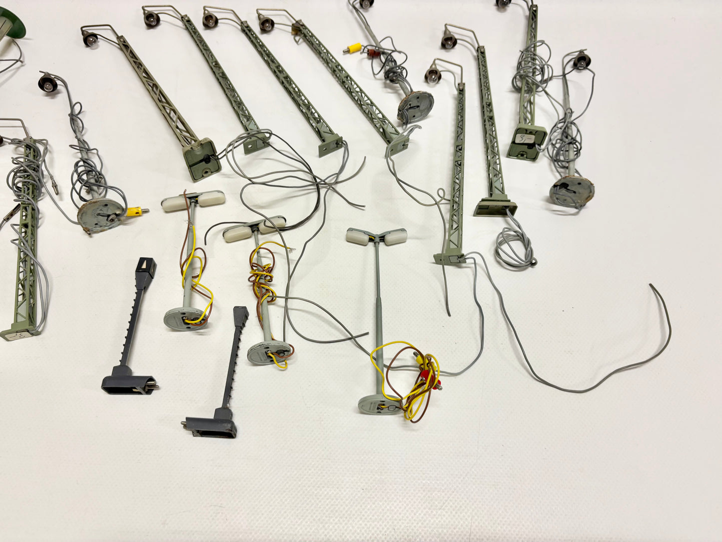 Märklin 18x Modellbaulampen H0