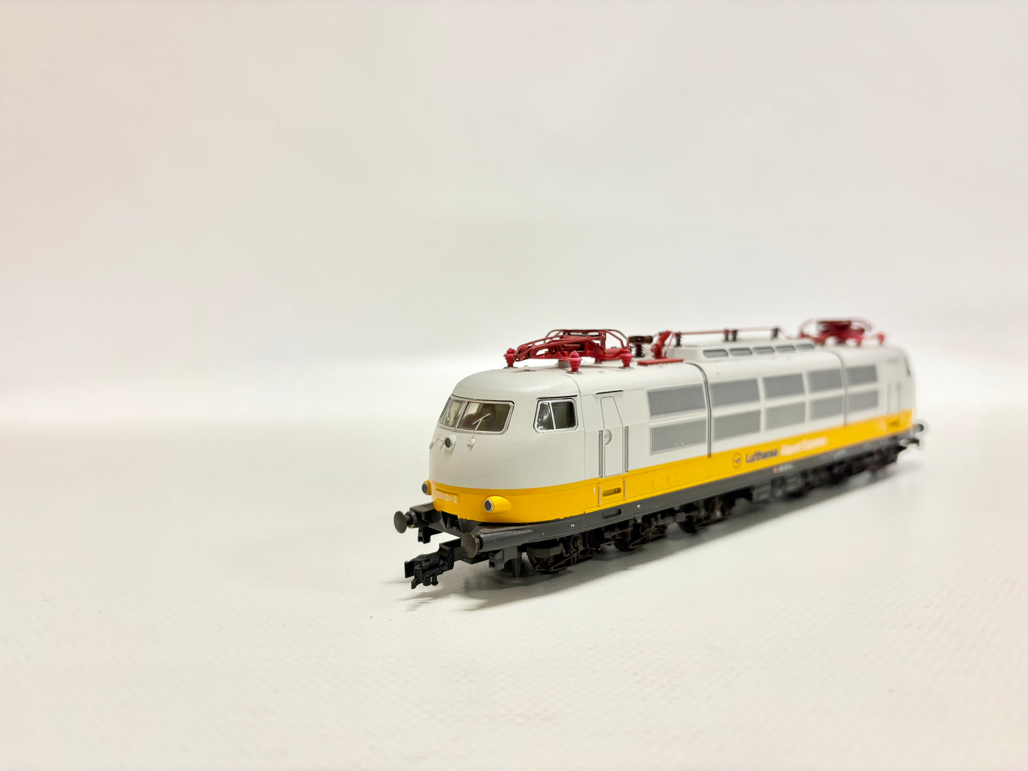 Fleischmann 4378 E-Lok Br 103 102-2 "Lufthansa-Airport-Express" DB DC H0