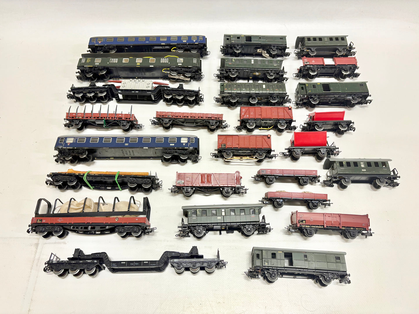 Märklin 26x Güter- & Personenwagen Konvolut DB AC H0