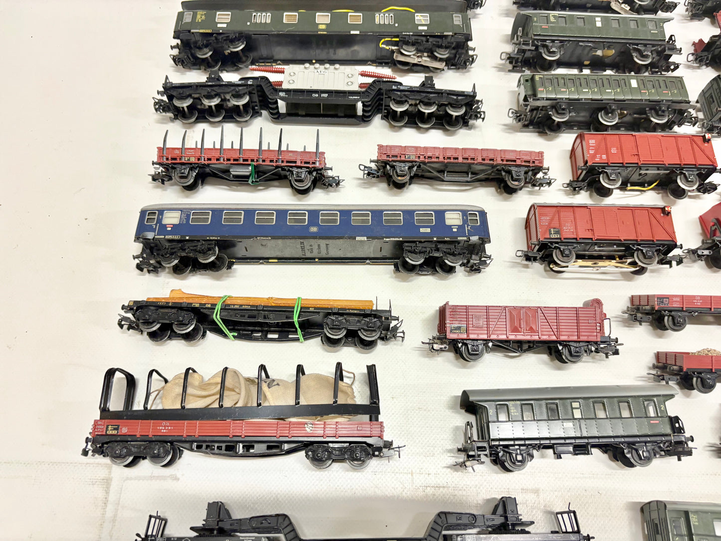 Märklin 26x Güter- & Personenwagen Konvolut DB AC H0